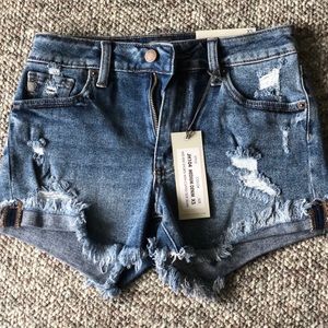 Just USA Mid-Rise Frayed Hem Shorts